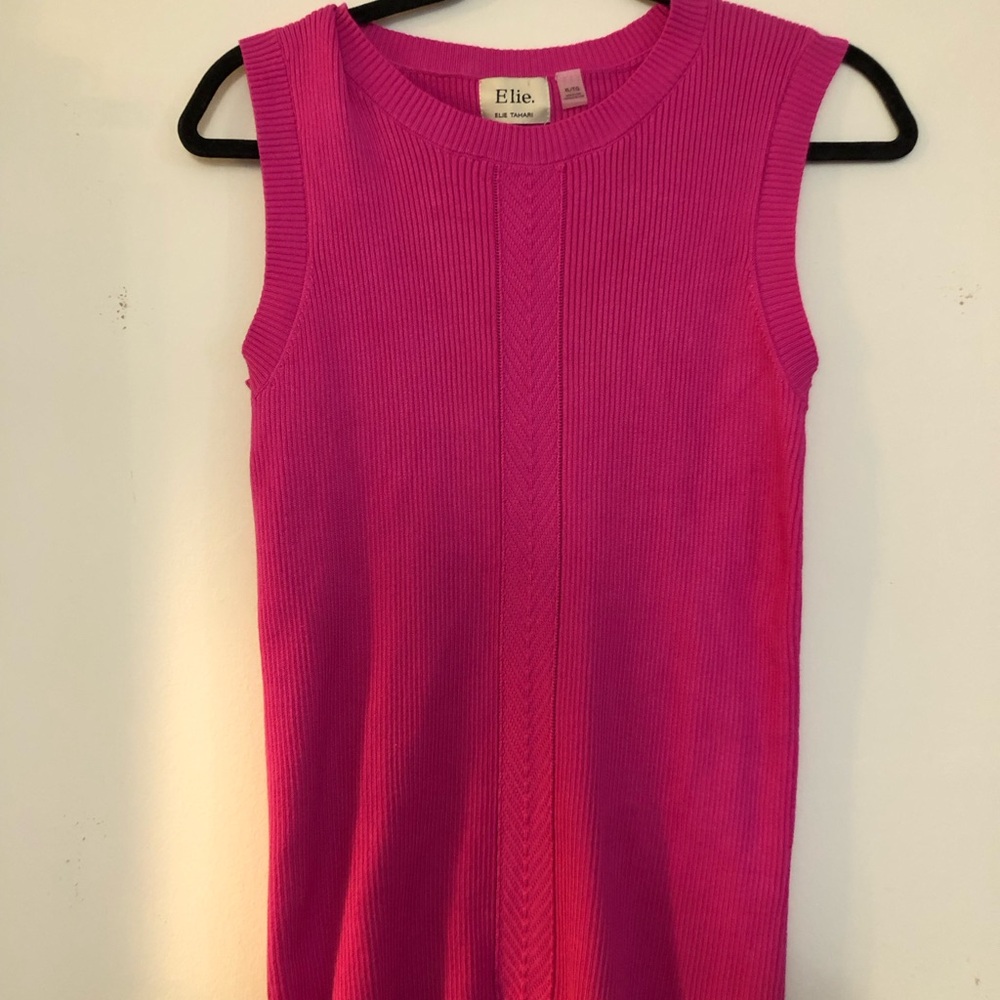 Elie Tahari Sleeveless Ribbed Tank in Fuchsia